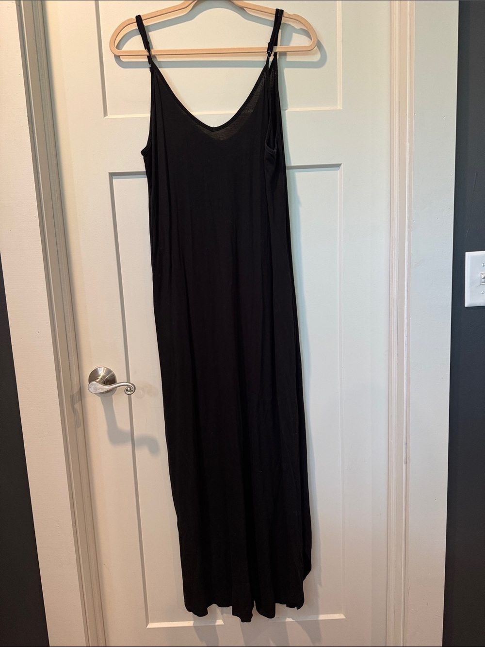 Elegant Black Maxi Slip Dress with Adjustable Straps